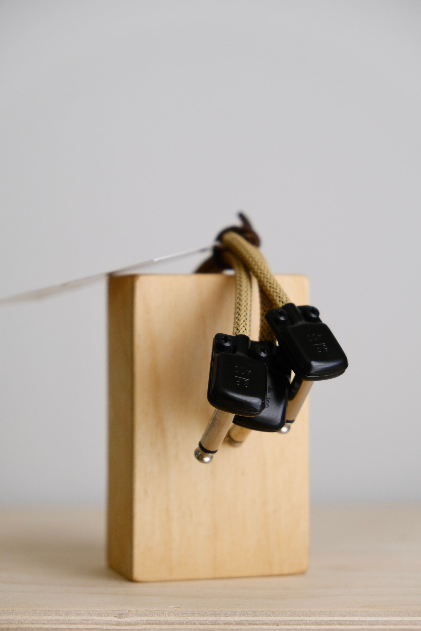 Caulfield Cables 6in Patch Cables (3pack) / Vanilla Sands w/ Black Plugs