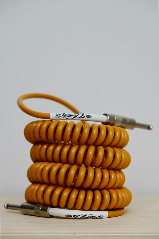 Voltage Cable Co. Vintage Coil Instrument Cable 25' - CARAMEL Straight to Straight Plugs