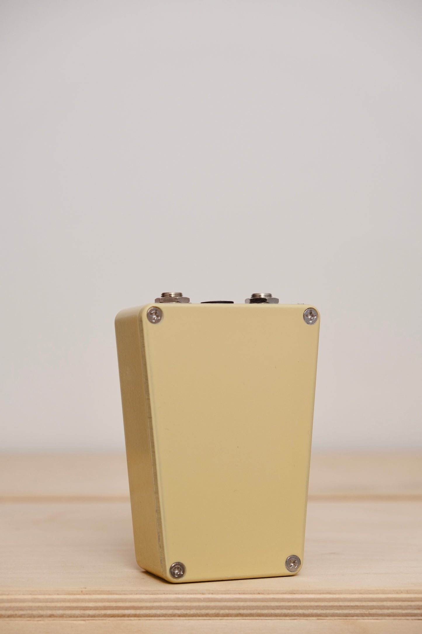 Wolf Devices Dual Fuzz Cream w/Orange Knobs