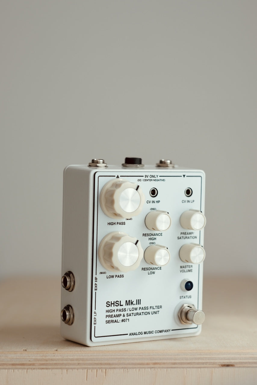 SO HIGH SO LOW FILTER & PREAMP - White