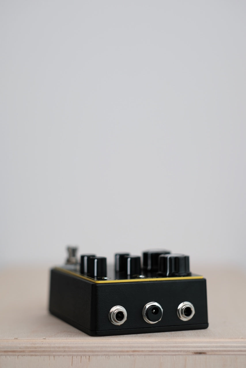 SO HIGH SO LOW FILTER & PREAMP - Black