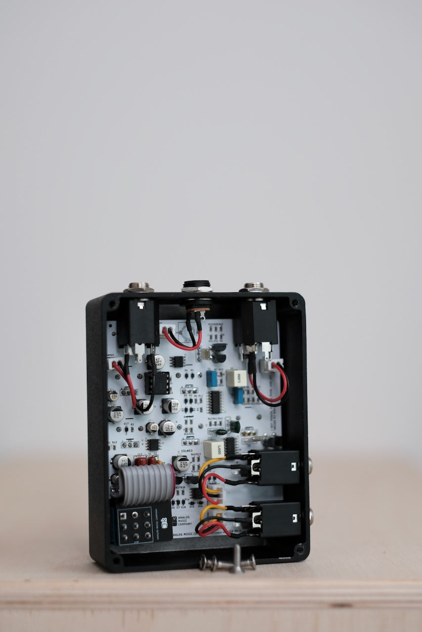 SO HIGH SO LOW FILTER & PREAMP - Black