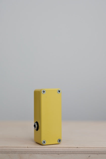 Mythos Pedals Golden Fleece Fuzz