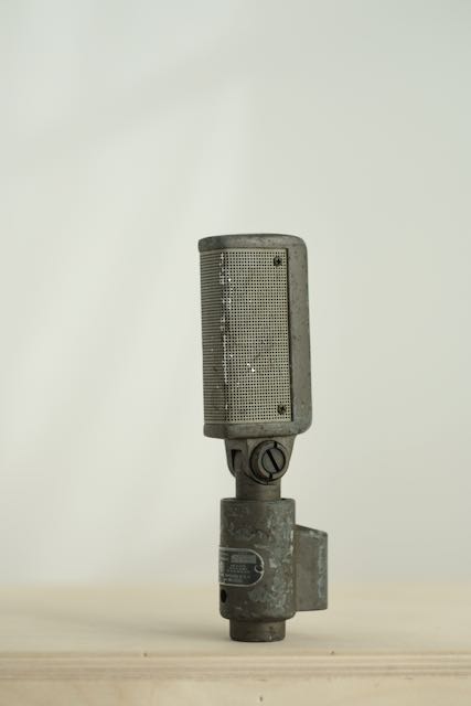 Shure Unitron Uni-Directional Mic Model 330