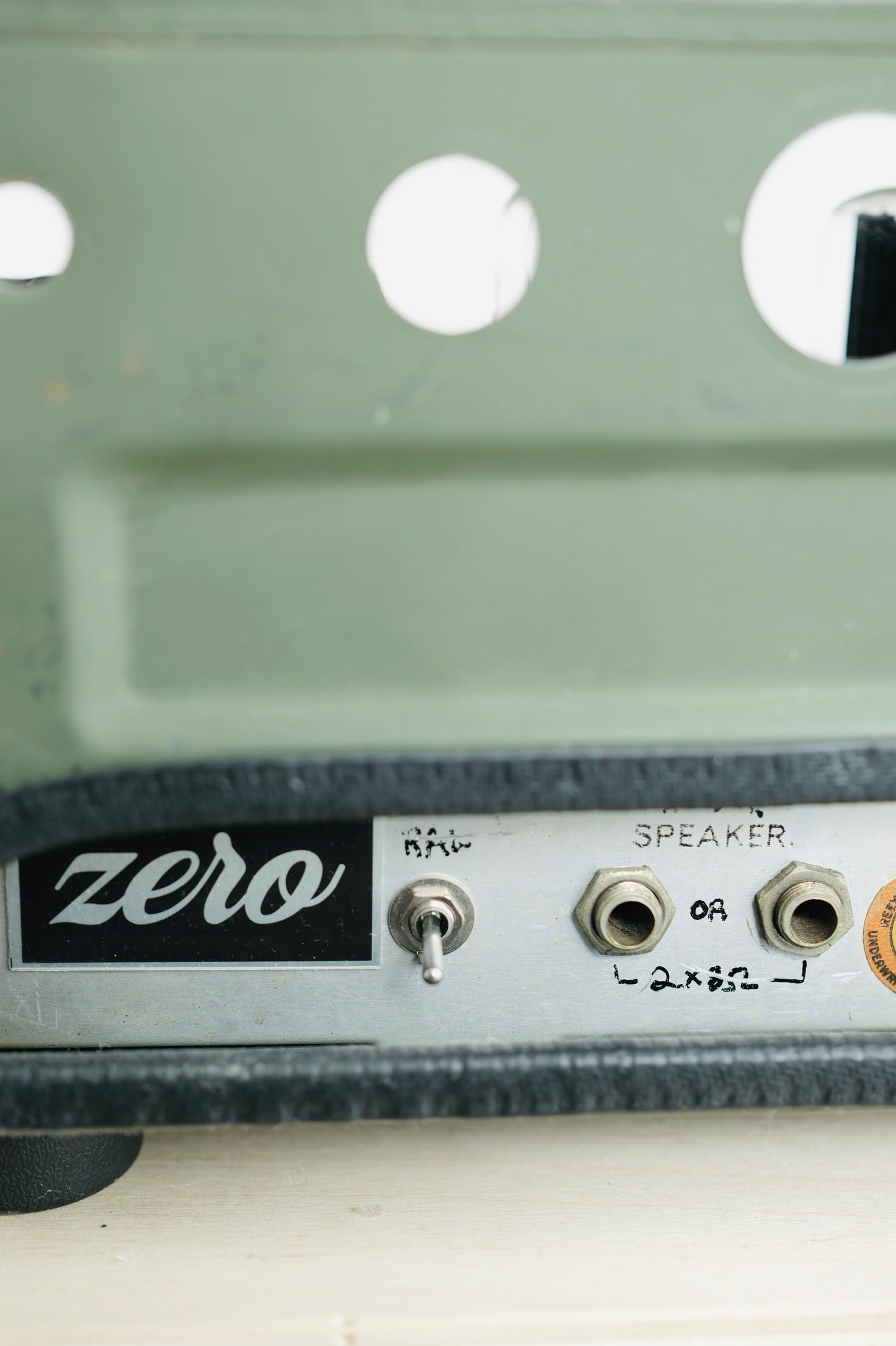 Bell & Howell 385 Amp by Zero Amplification