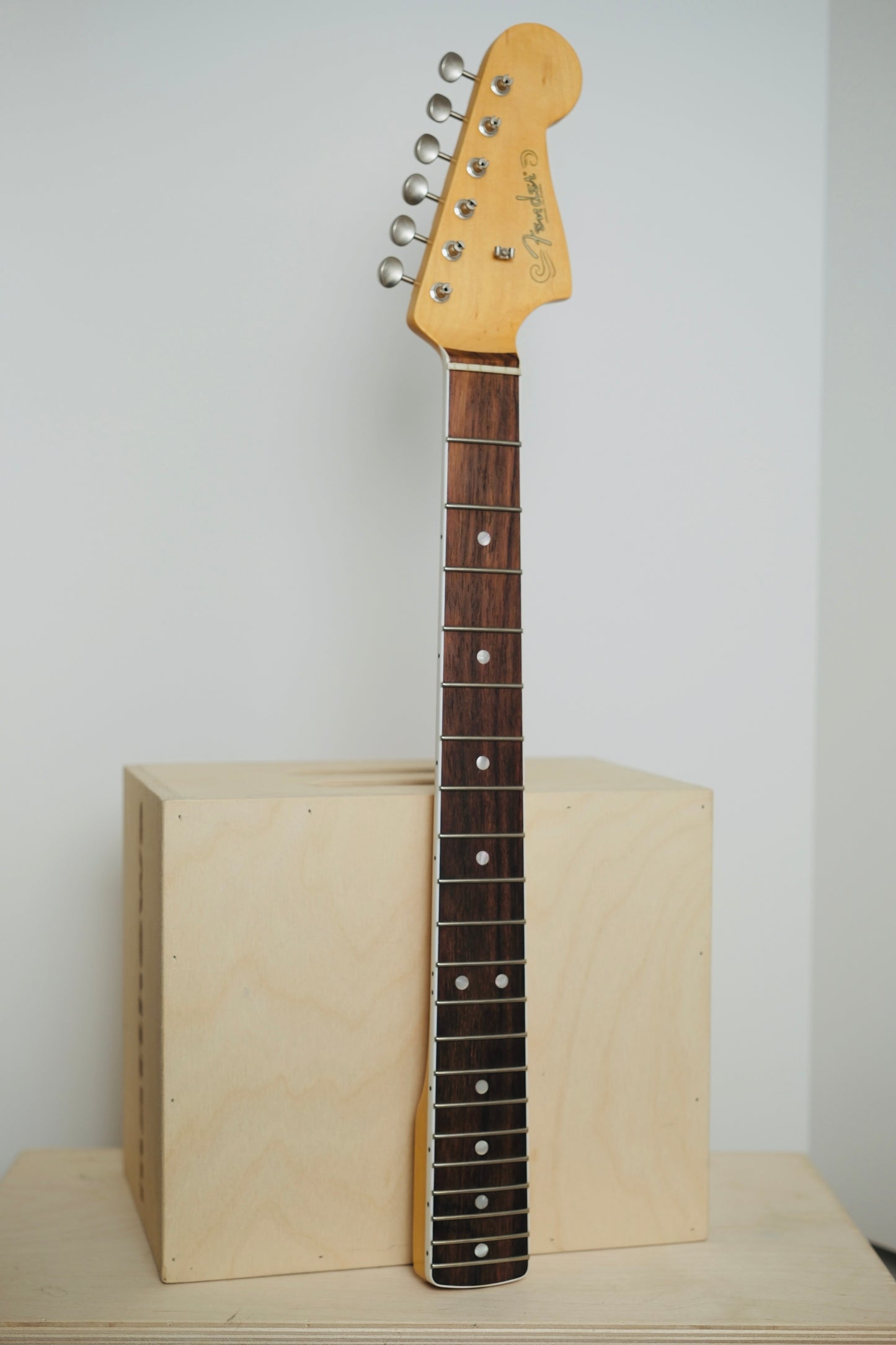 Fender Jazzmaster Neck Nitro Lacquer