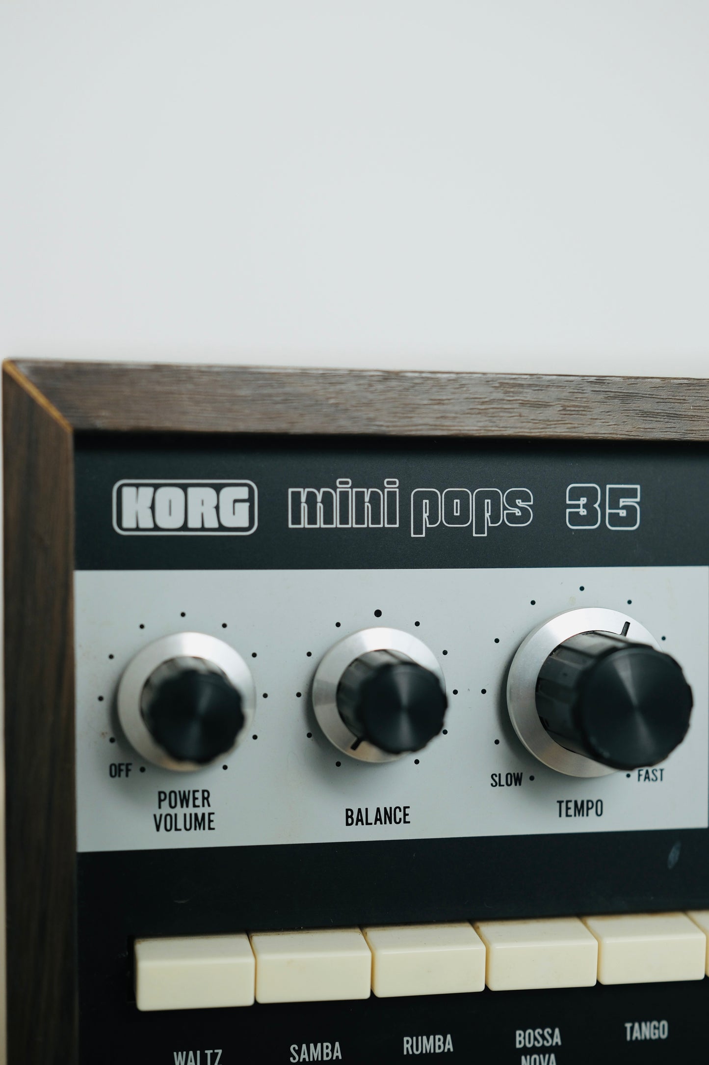 Korg Mini Pops 35 Rhythm Machine