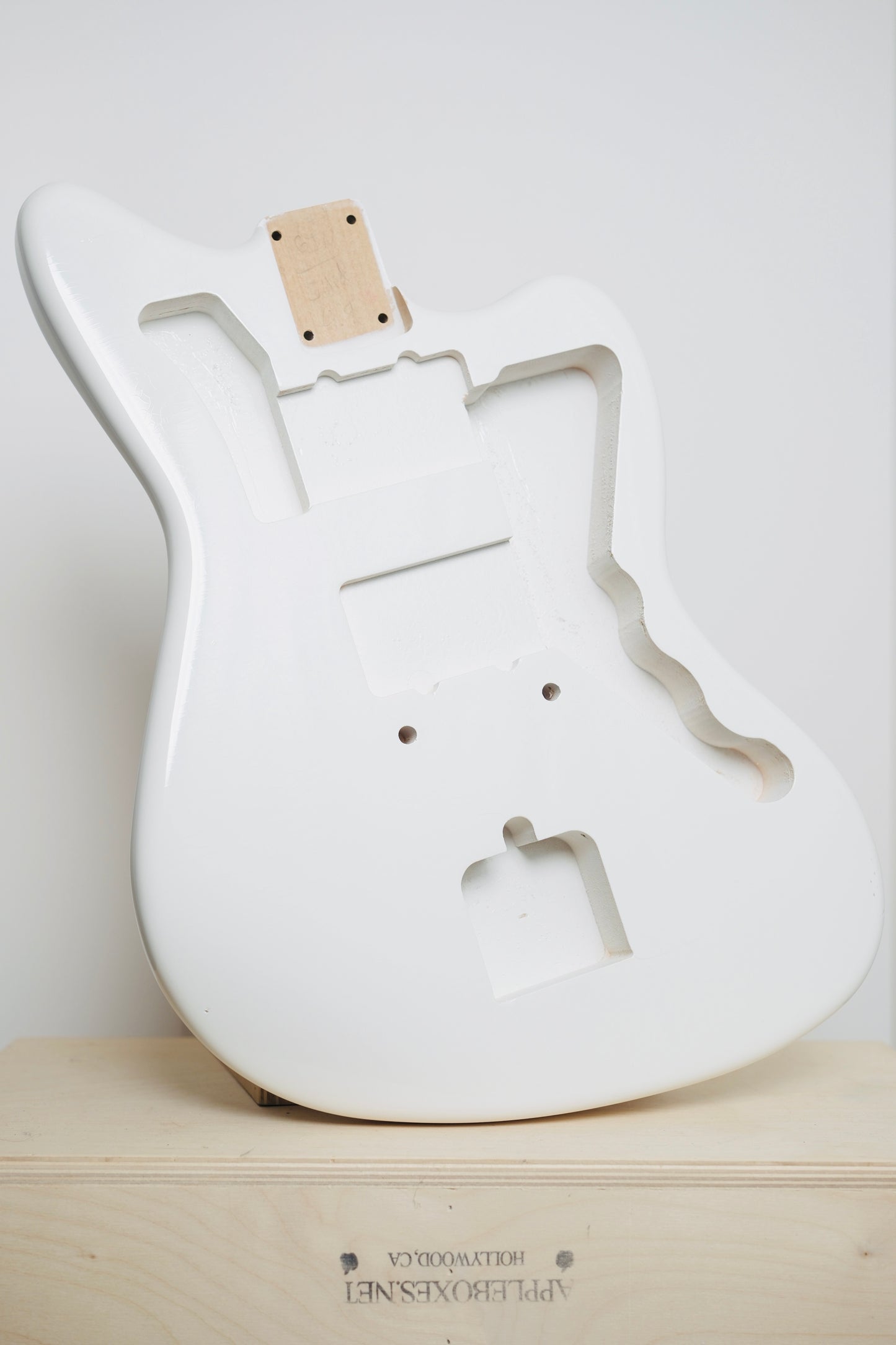 Guitar Mill JM body Olympic White Nitro Lacquer