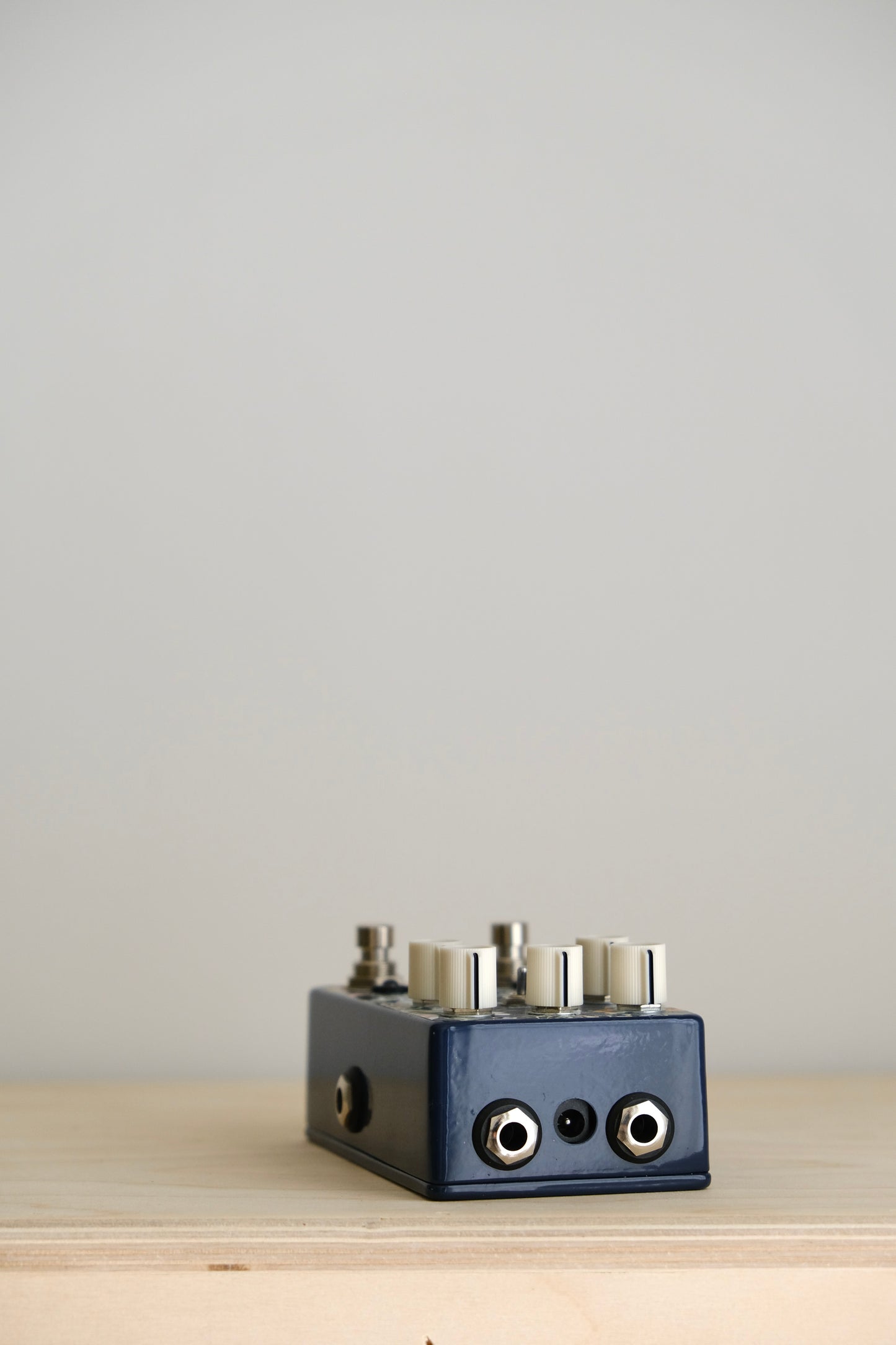 Walrus Audio Floral Series Monument Tremolo