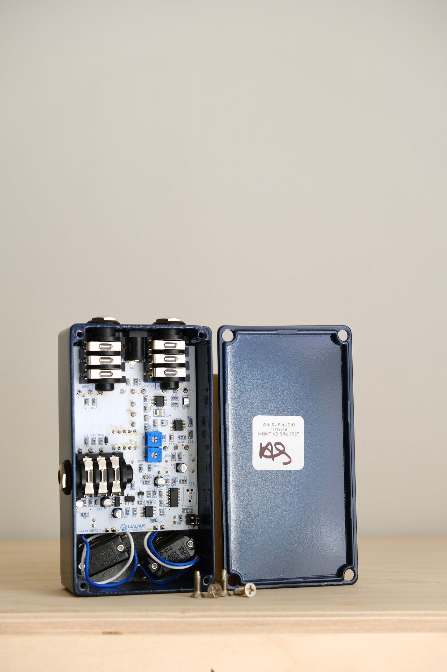 Walrus Audio Floral Series Monument Tremolo