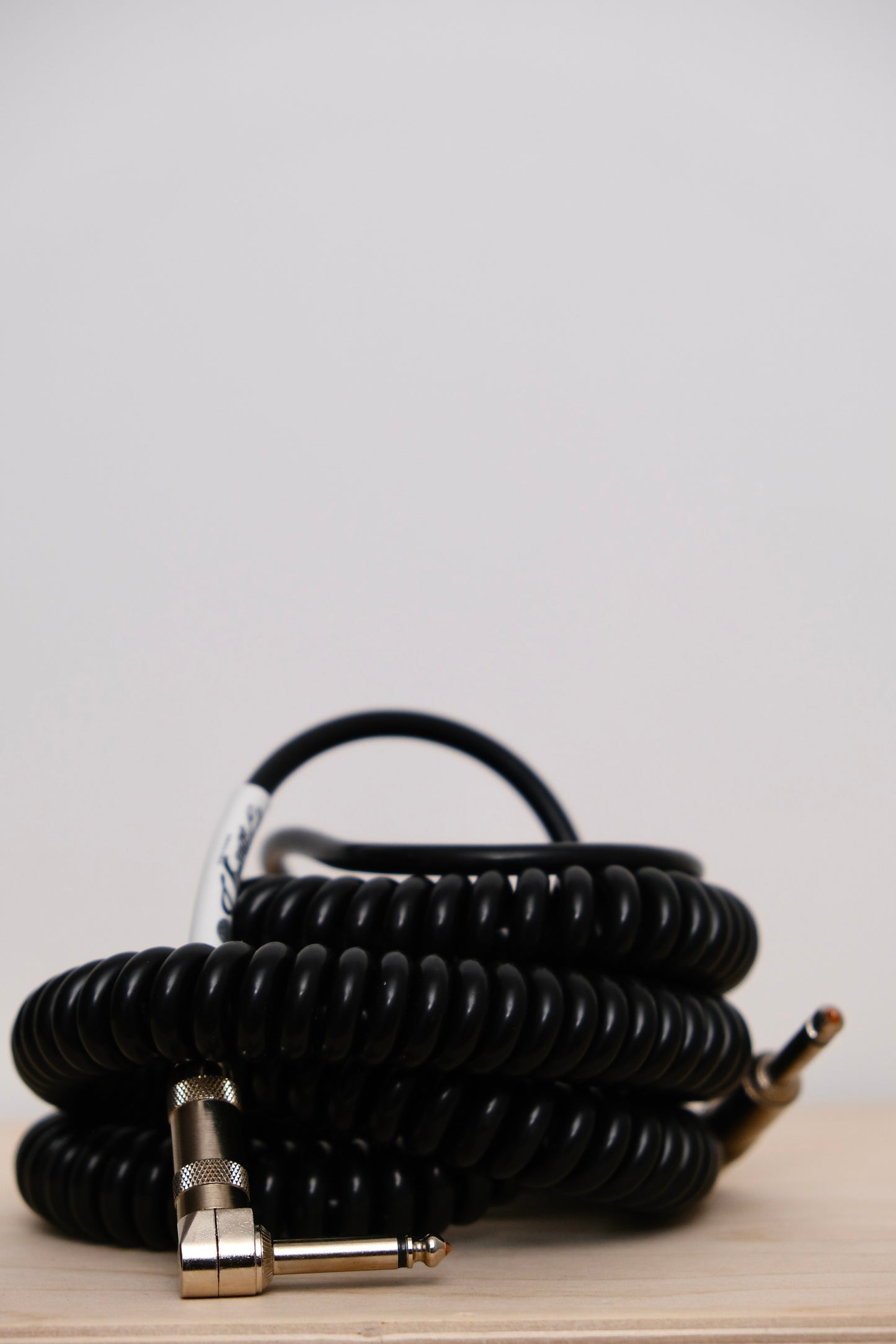 Voltage Cable Co. Vintage Coil Instrument Cable 25' - Black Straight to Right Angle Plugs