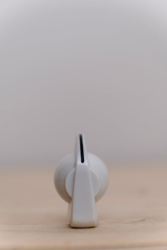 White Chicken Head Knob with Brass Insert