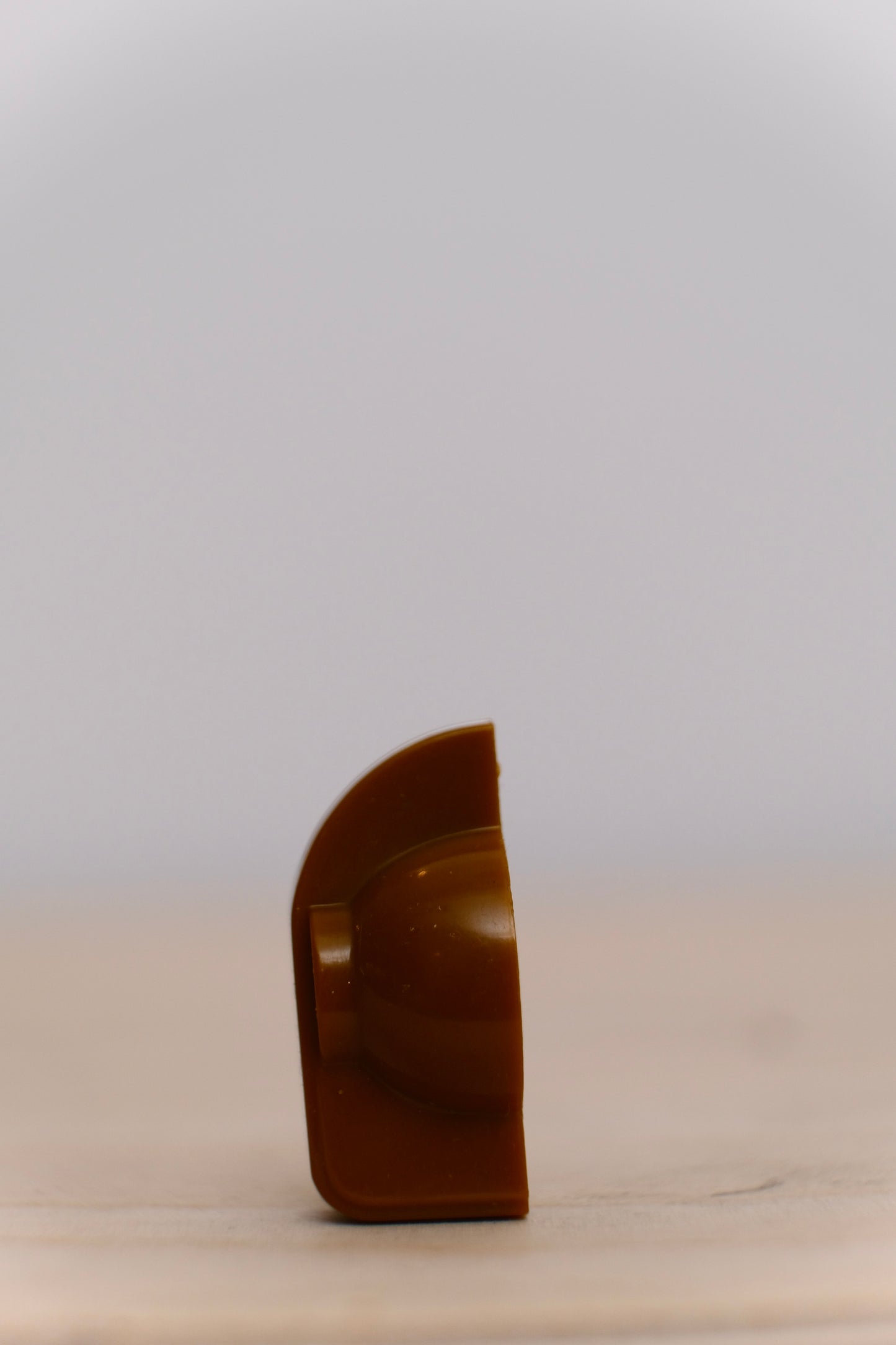 Tan Chicken Head Knob with Brass Insert