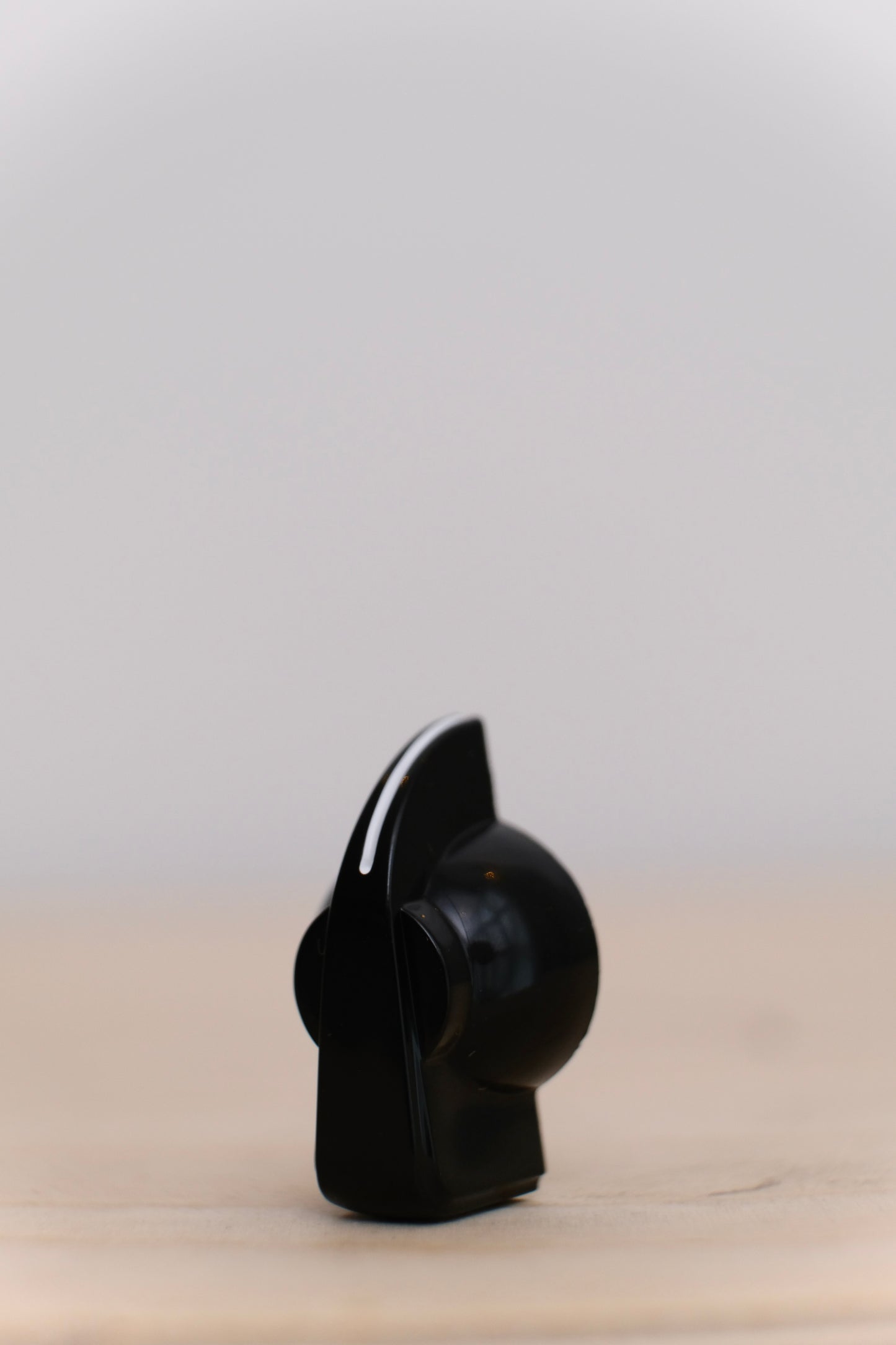Black Chicken Head Knob with Brass Insert