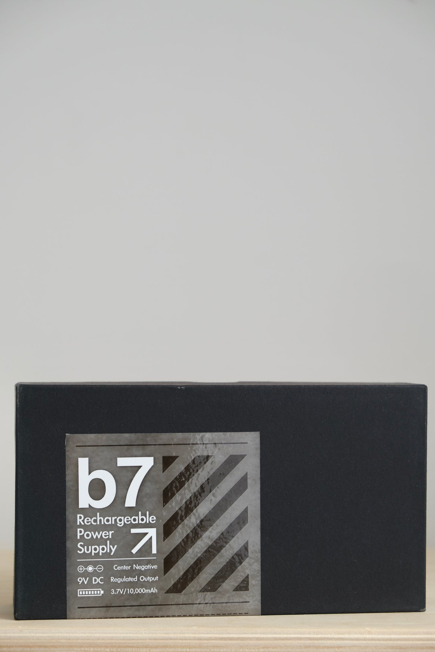 GORVA DESIGN Andlova Flat 7 Rechargeable Battery PSU