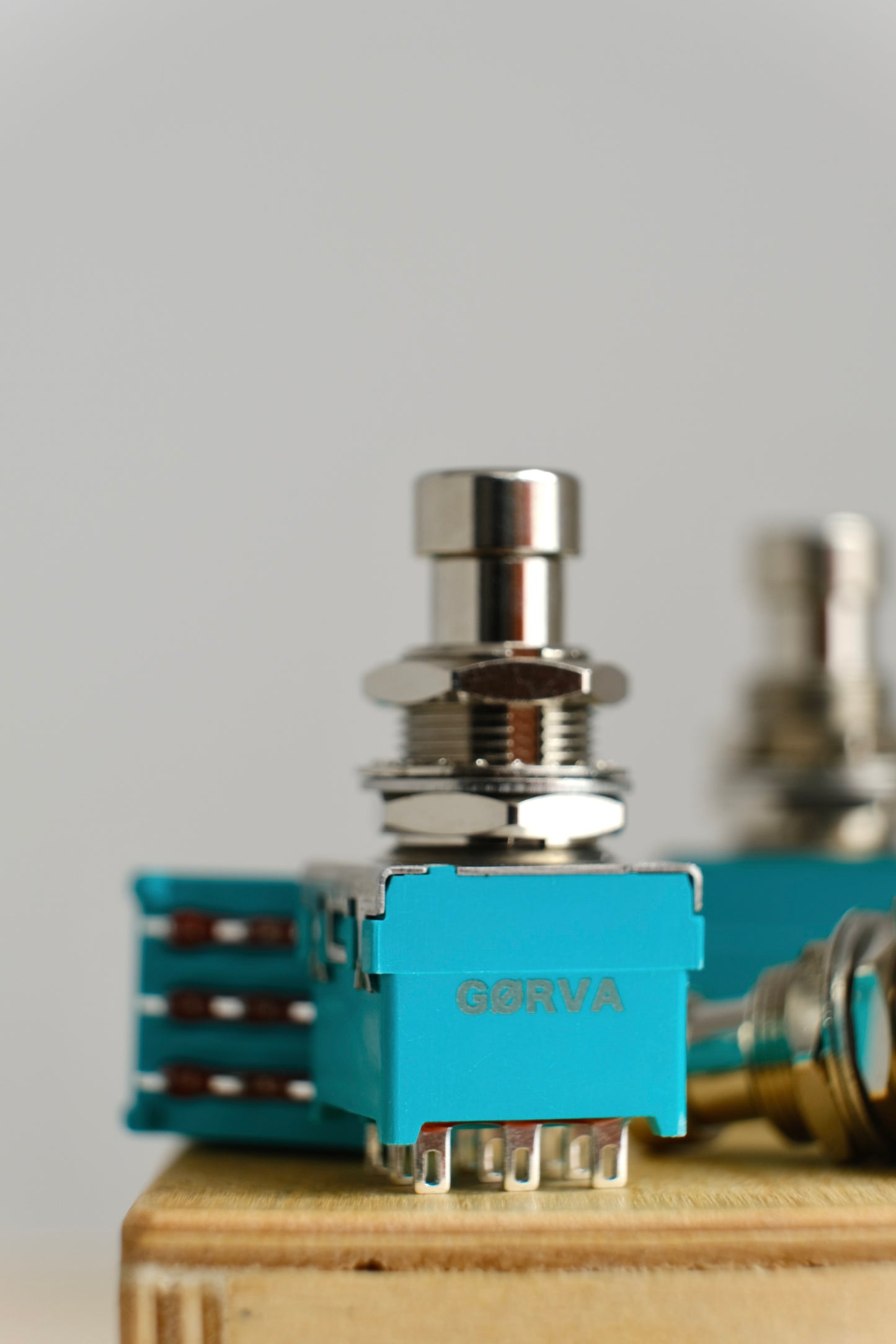 GØRVA DESIGN Mechano 3PDT Premium Soft-Click Foot Switch