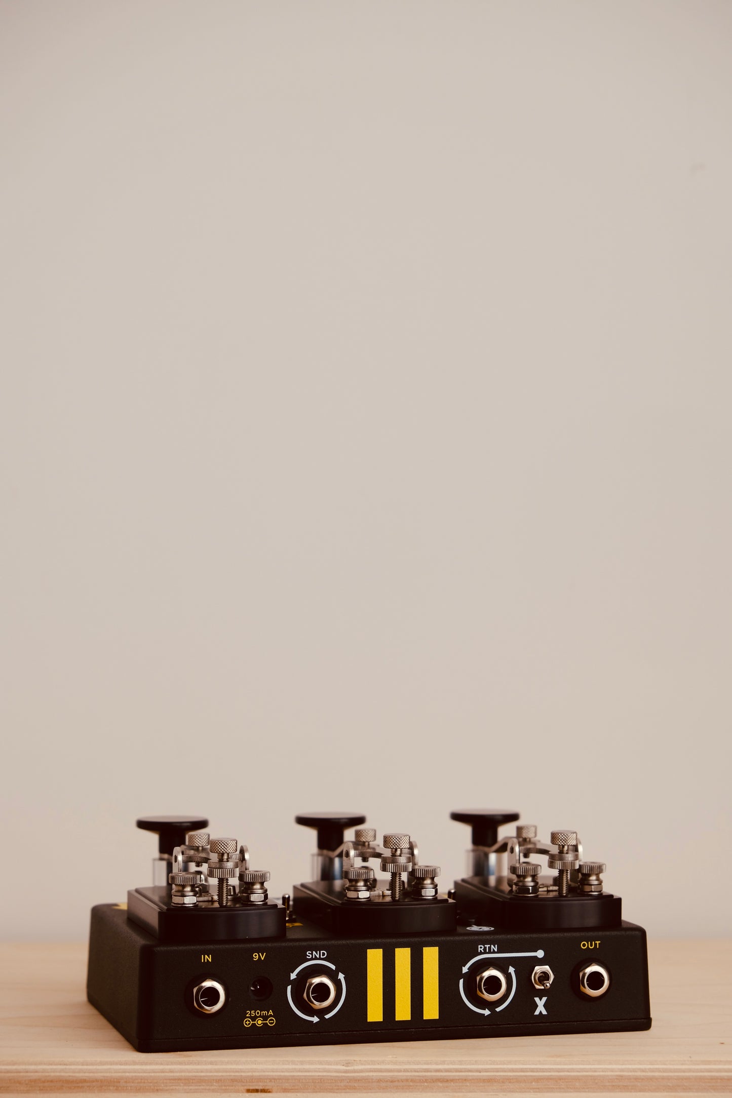 TRIPLEGRAPH DIGITAL OCTAVE PEDAL – CopperSound Pedals X Jack White