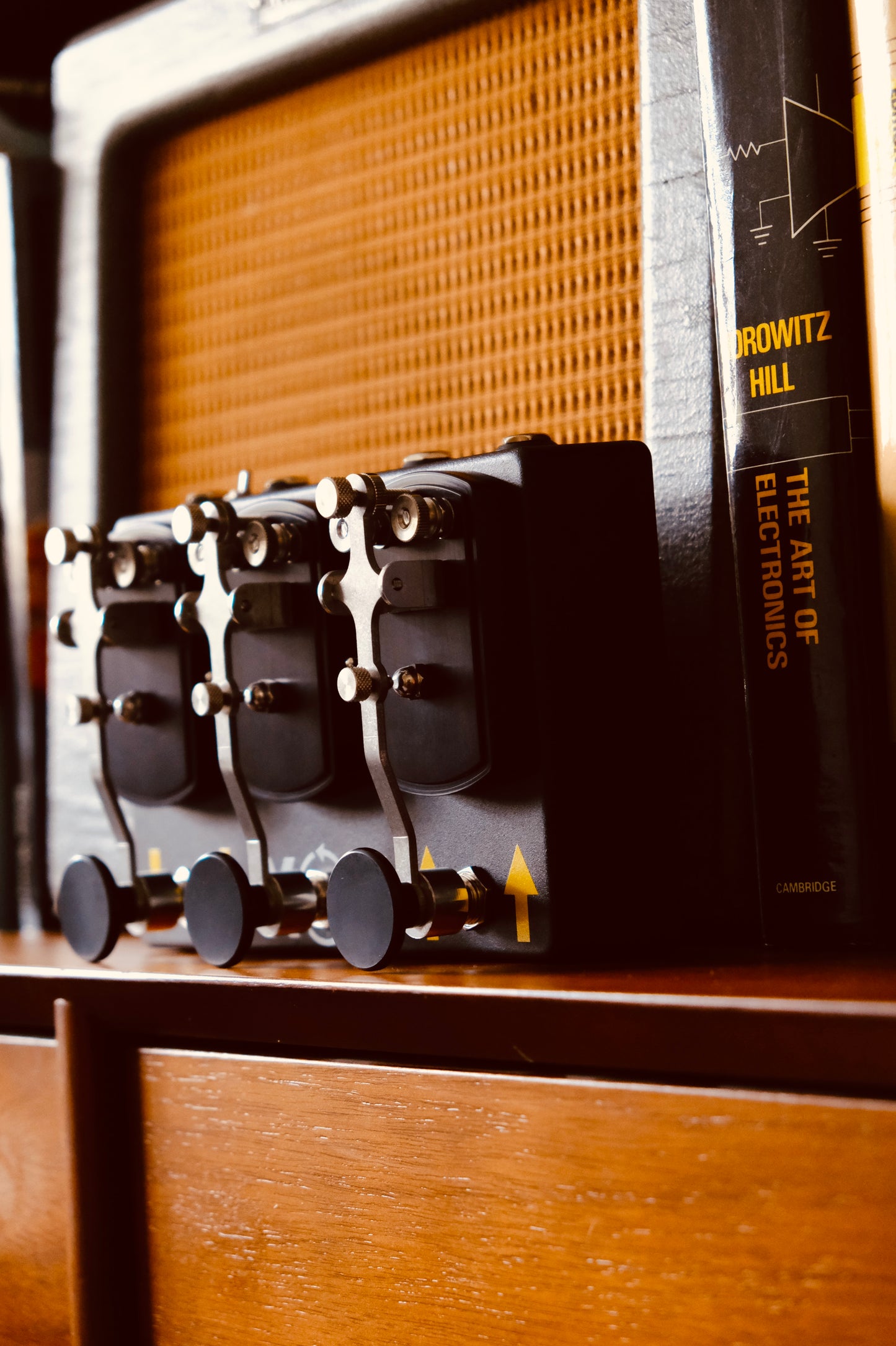 TRIPLEGRAPH DIGITAL OCTAVE PEDAL – CopperSound Pedals X Jack White