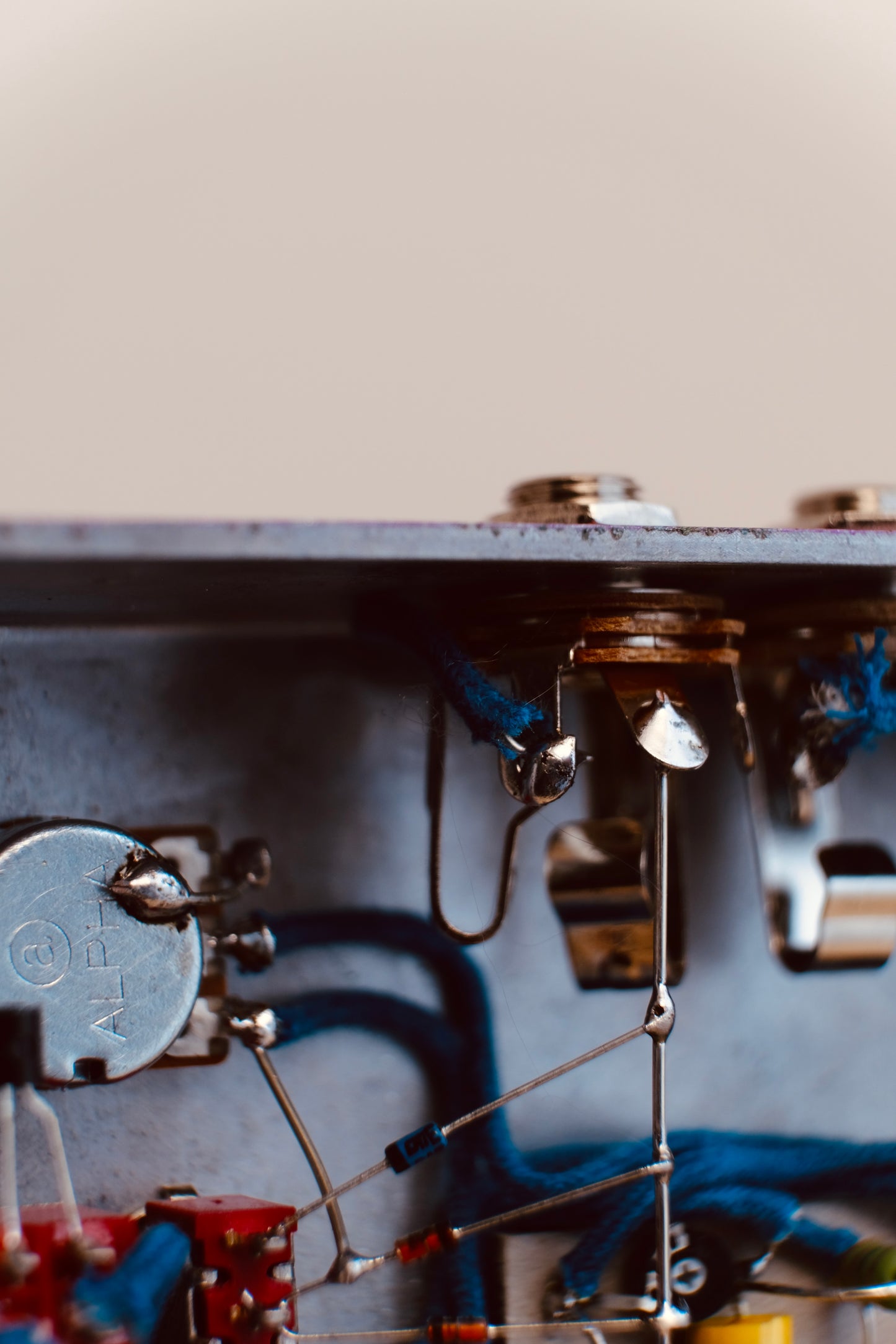 Wolf Devices - Retro King (Germanium & Silicon Overdrive) - Magenta