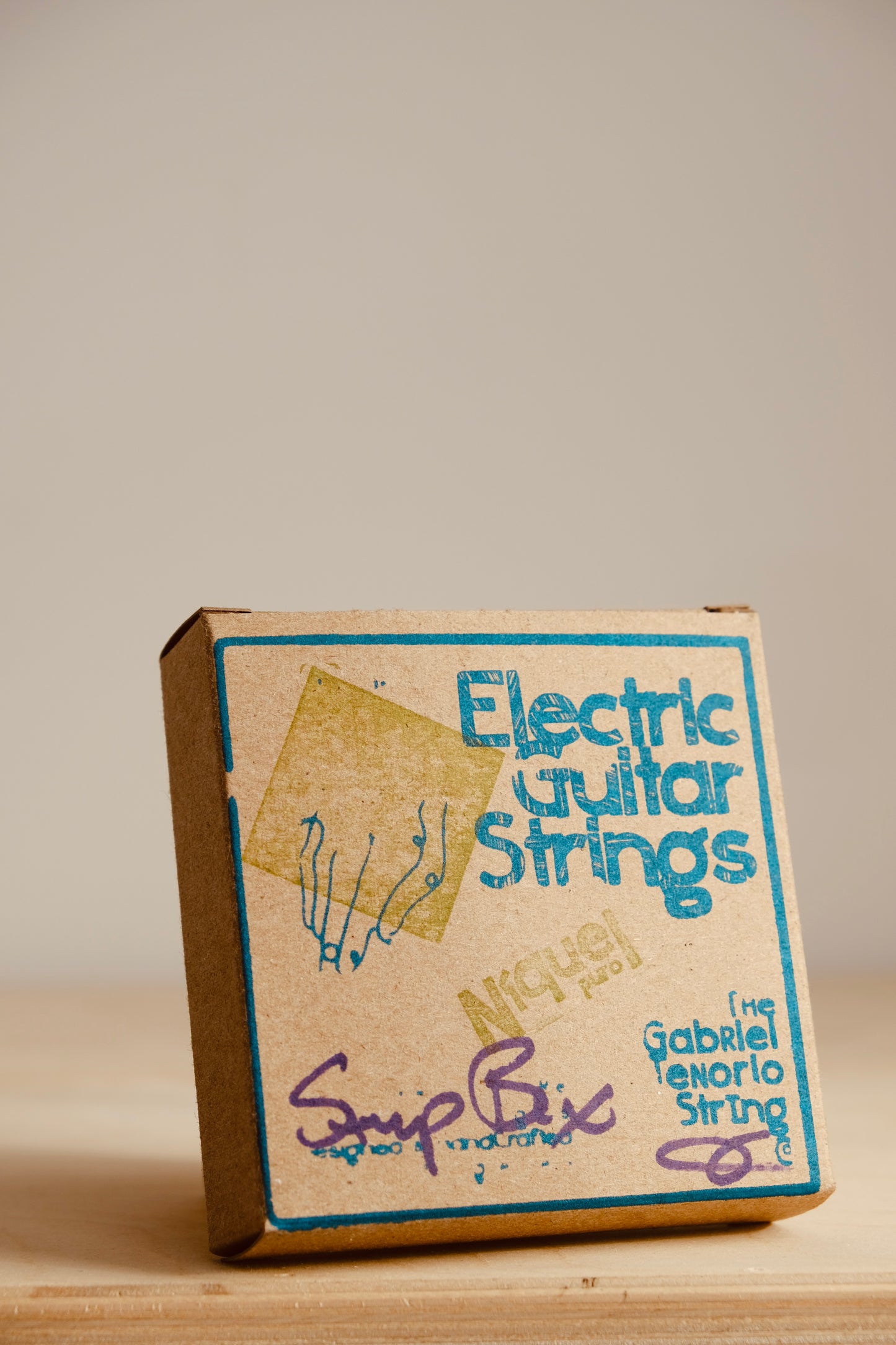 Gabriel Tenorio NíquelPuro Pure Nickel Strings 11-50 STD Twist Round Core