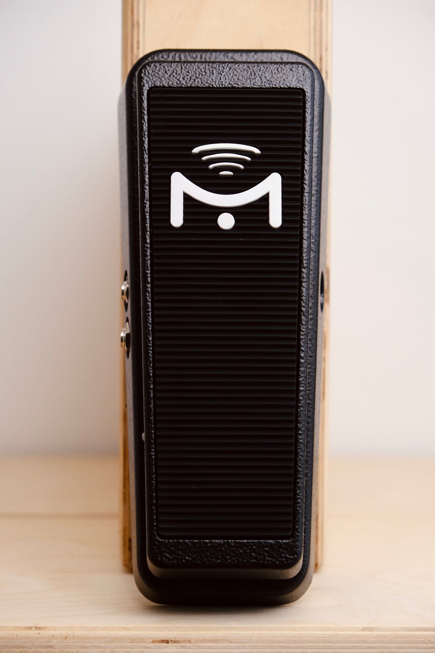 Mission Engineering SP1-RB Switching Expression Pedal with Toe Switch for Roland Boss