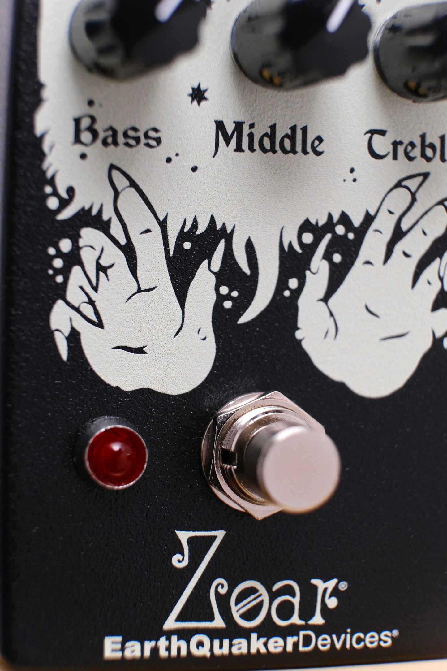EarthQuaker Devices Zoar Dynamic Audio Grinder Distortion - Black & Cream