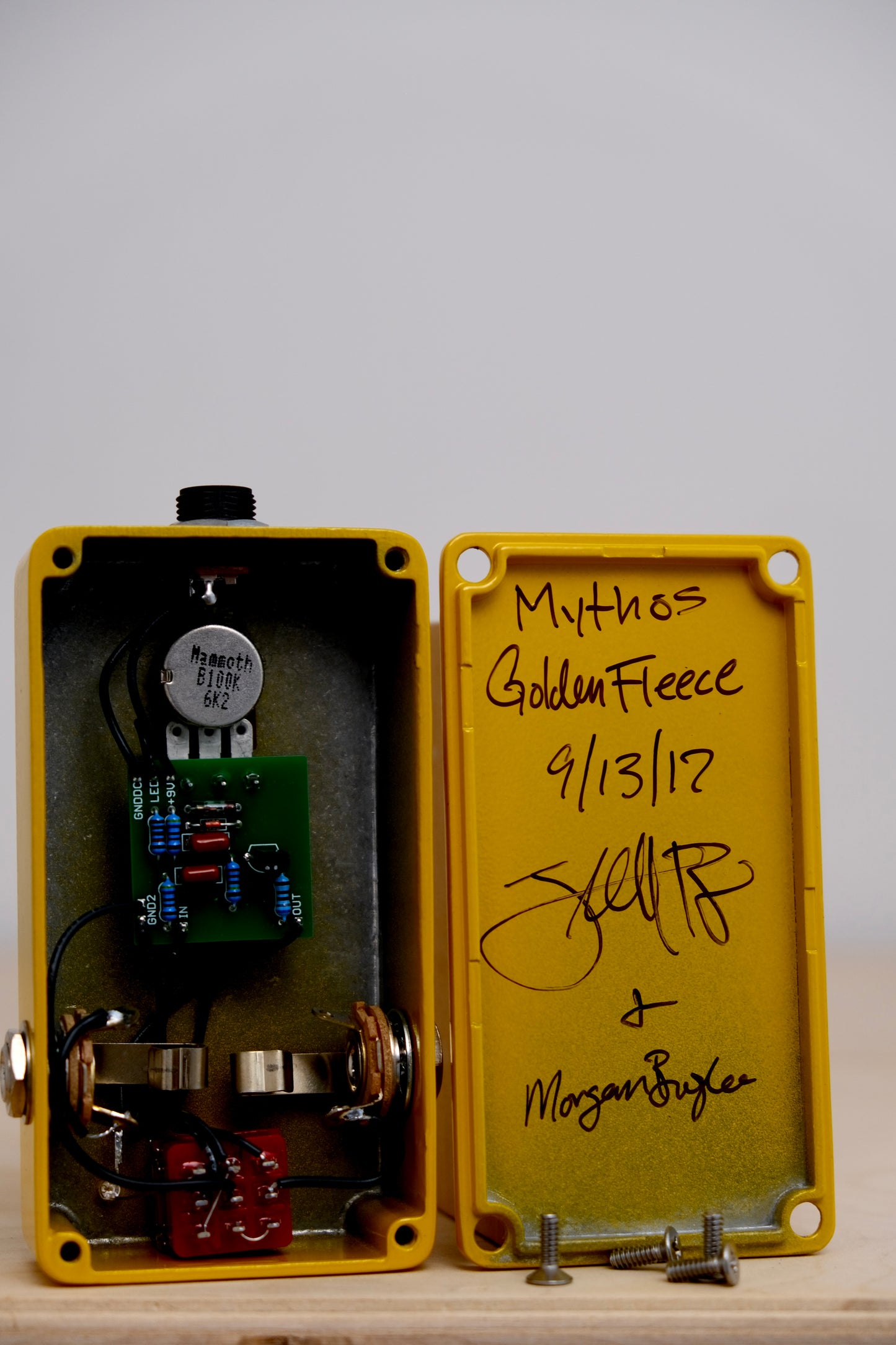 Mythos Golden Fleece Fuzz