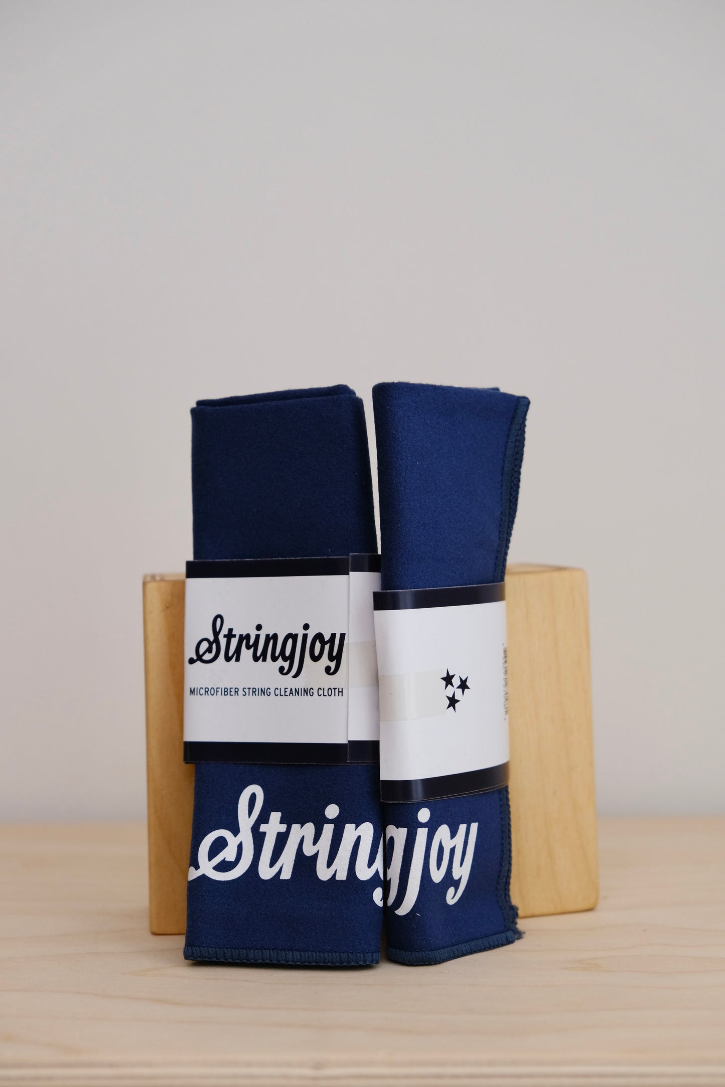 Stringjoy Natural Guitar String Conditioner & Microfiber Cleaning Cloth Bundle
