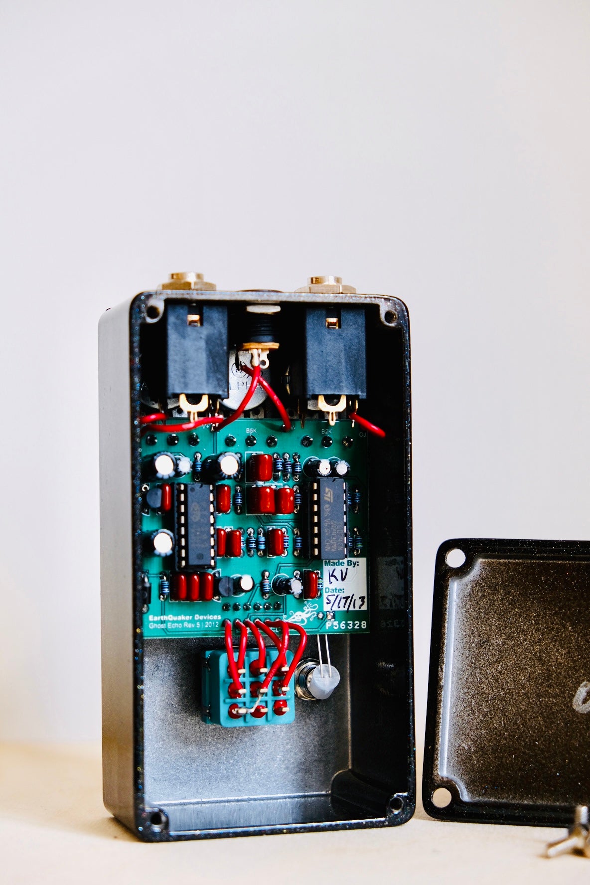 Earthquaker Devices Ghost Echo V2