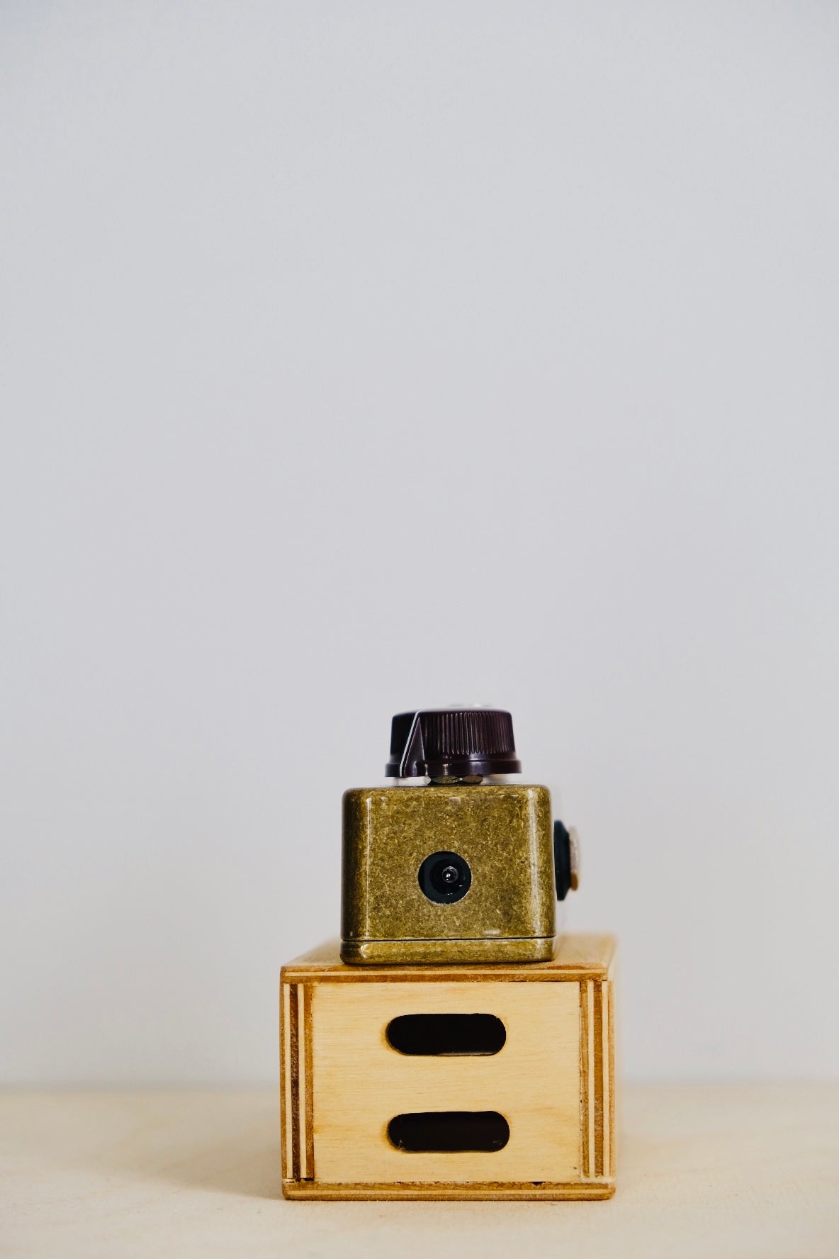 Mythos Pedals Au79 Golden Fleece Fuzz