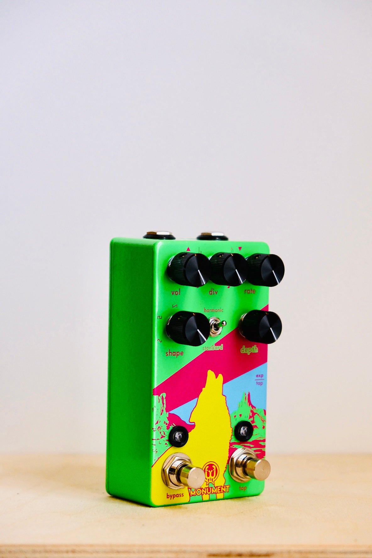 Walrus Audio Monument V2 Neon Series