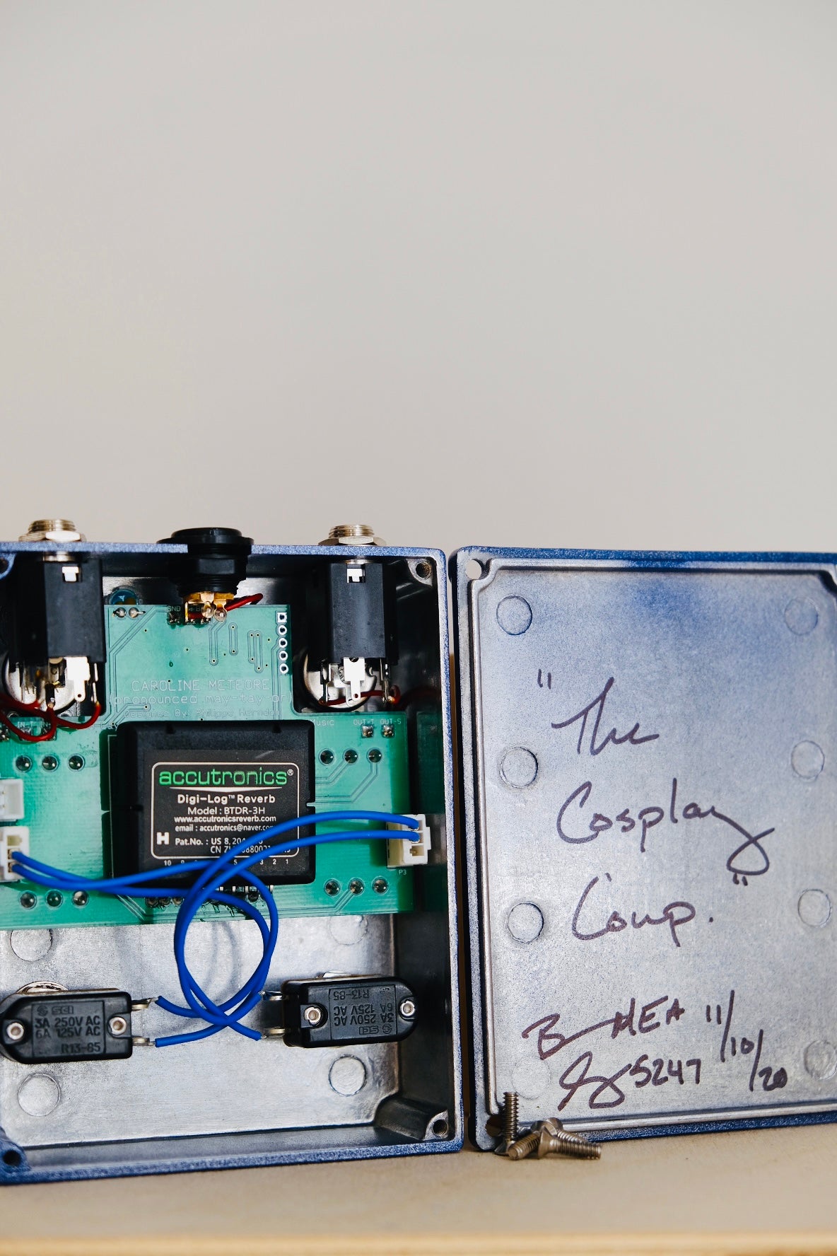 Caroline Guitar Co. Météore