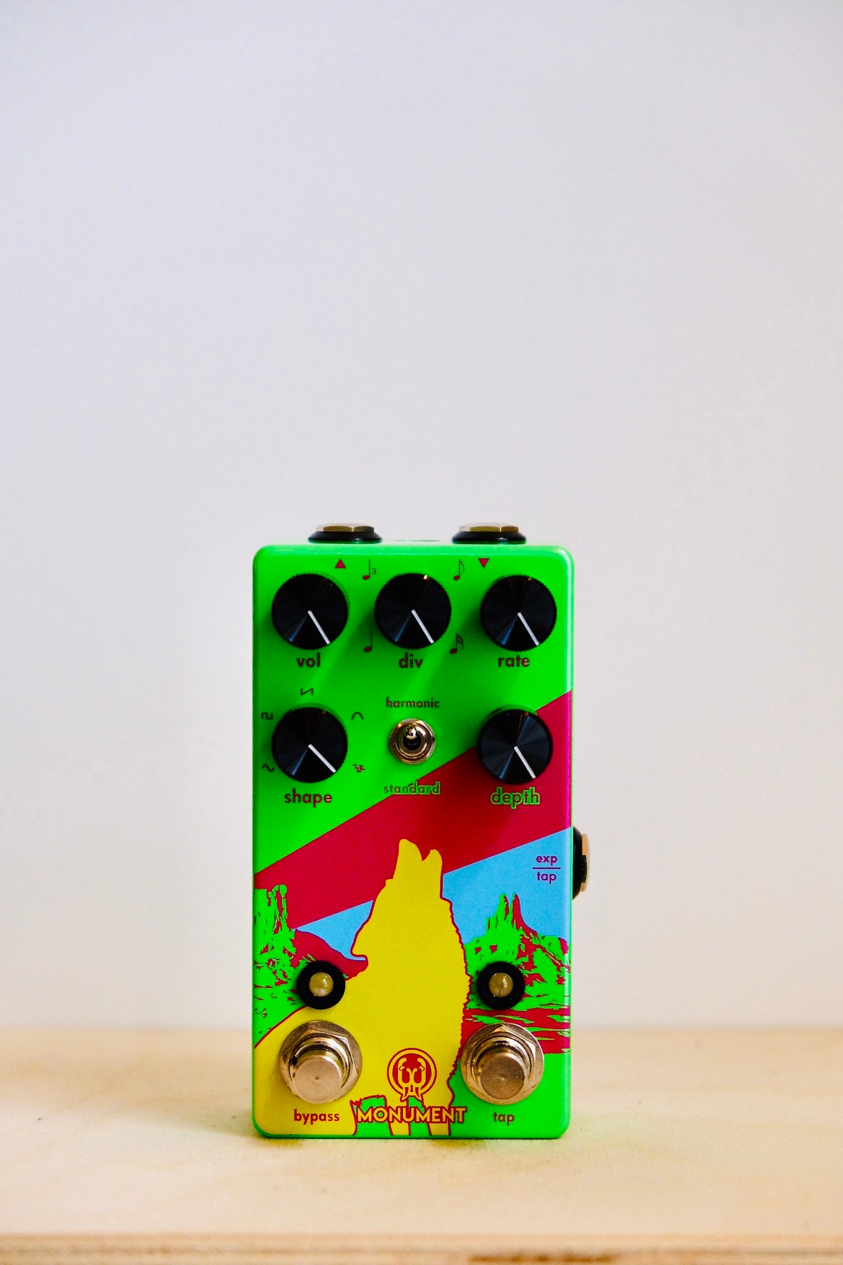 Walrus Audio Monument V2 Neon Series