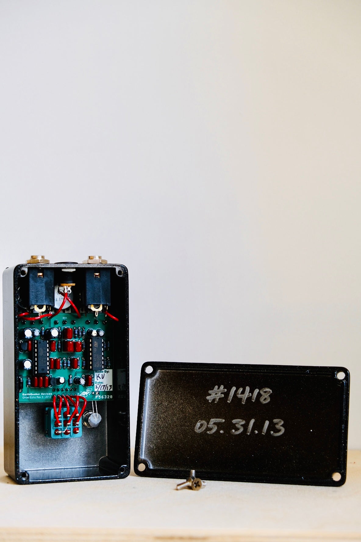 Earthquaker Devices Ghost Echo V2