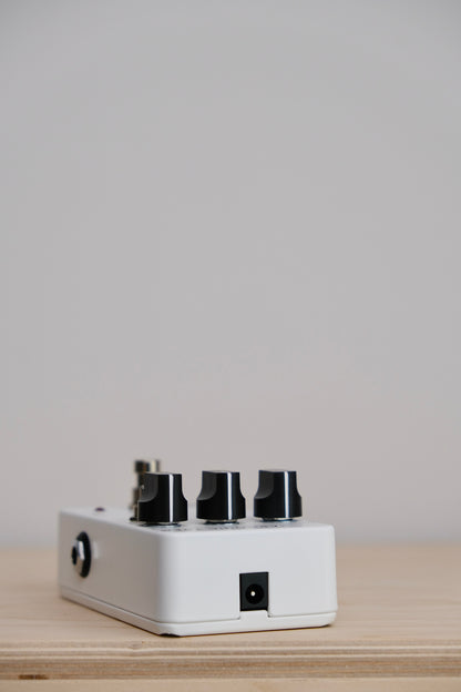 JHS 3 Series Harmonic Trem