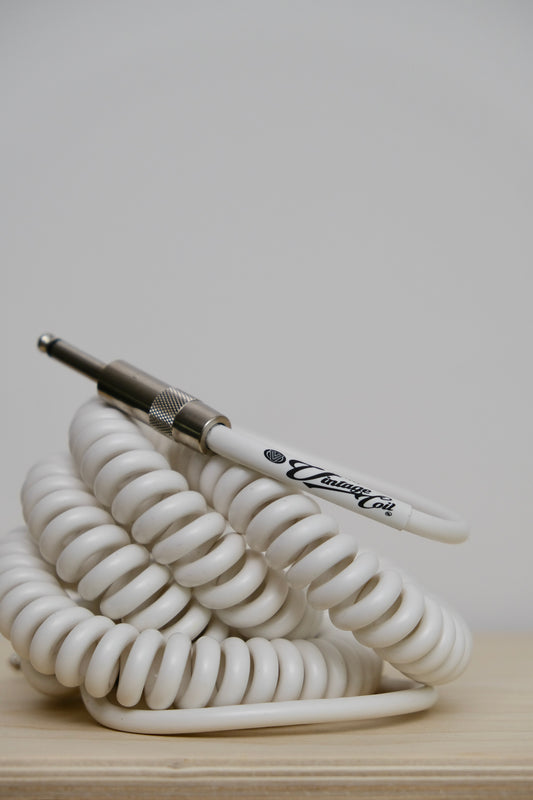 Voltage Cable Co. Vintage Coil Instrument Cable 25' - White Straight to Straight Plugs (Copy)