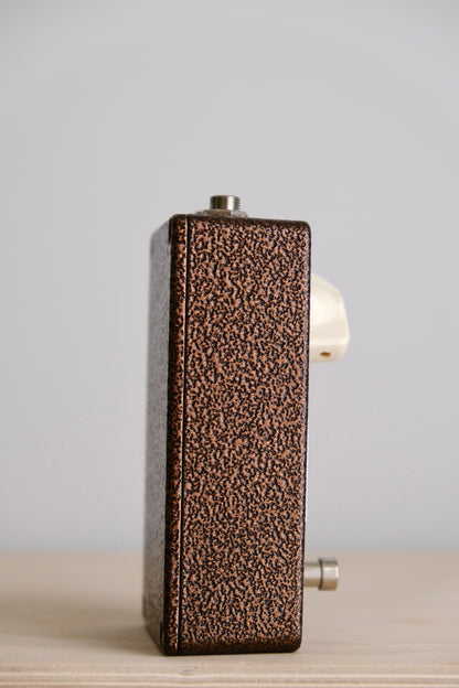 Kaisertronics Woody in Root Beer Hammertone