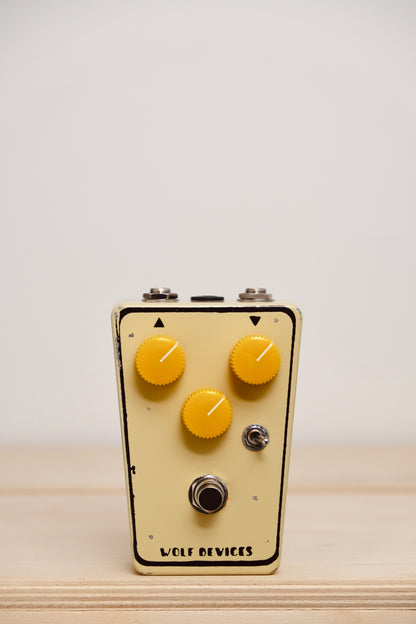 Wolf Devices Dual Fuzz Cream w/Yellow Knobs