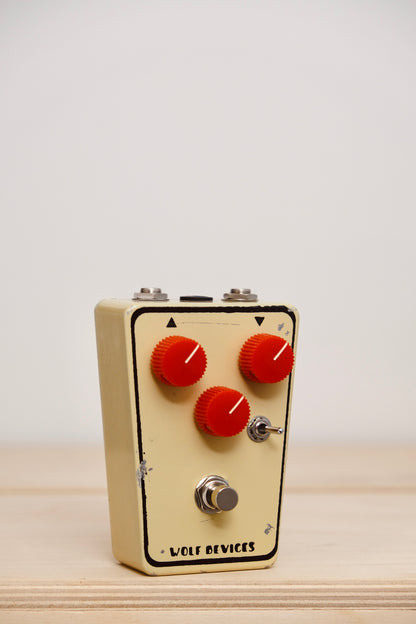 Wolf Devices Dual Fuzz Cream w/Orange Knobs