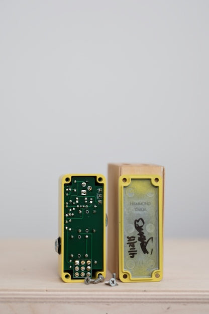 Mythos Pedals Golden Fleece Fuzz