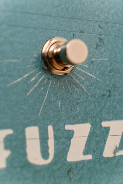 Wolf Devices Fuzz Mk 1.5 - Vintage Blue Hammer