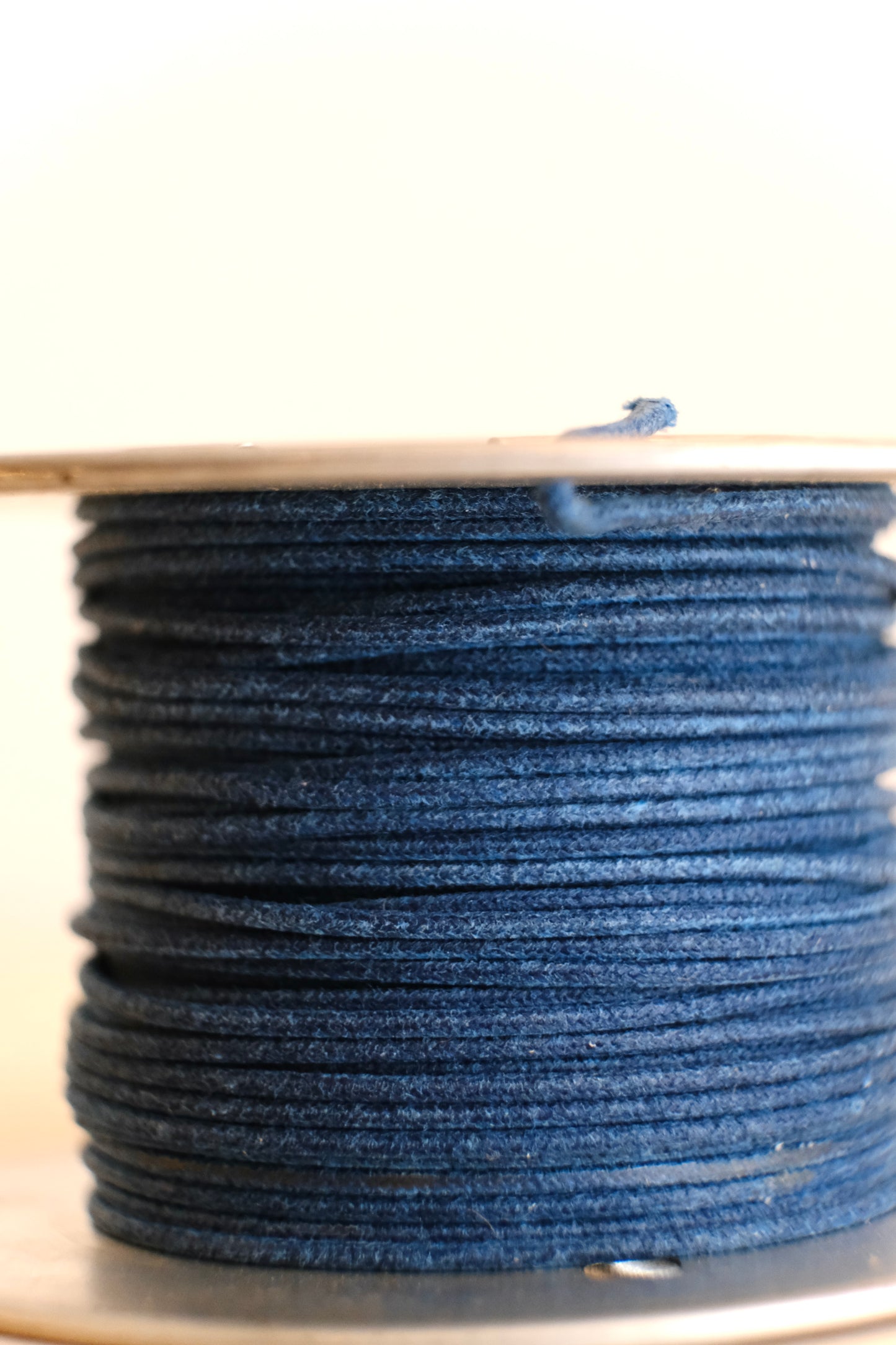 Vintage Style Solid Core Cloth Pushback Wire 50 ft. Blue