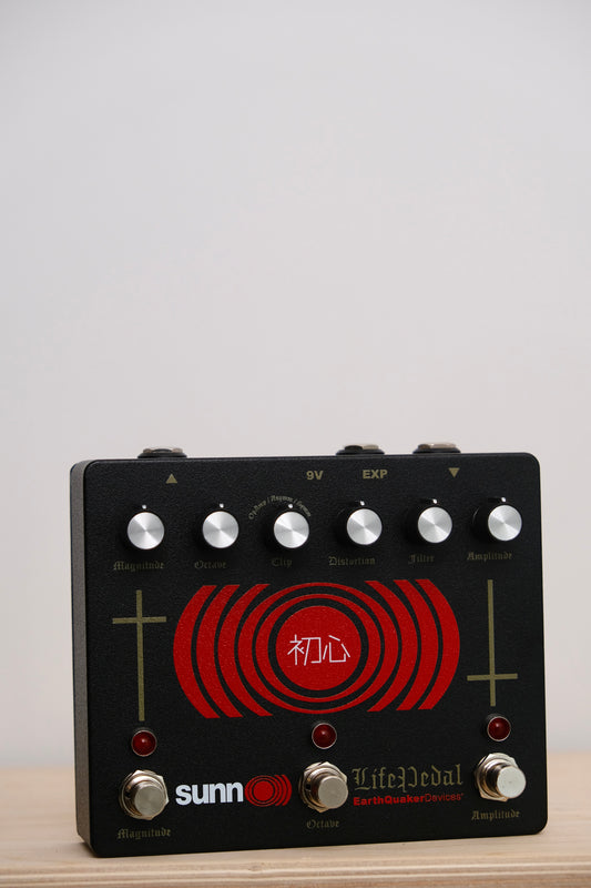 Earthquaker Devices Sunn O))) Life Pedal® Octave Distortion + Booster