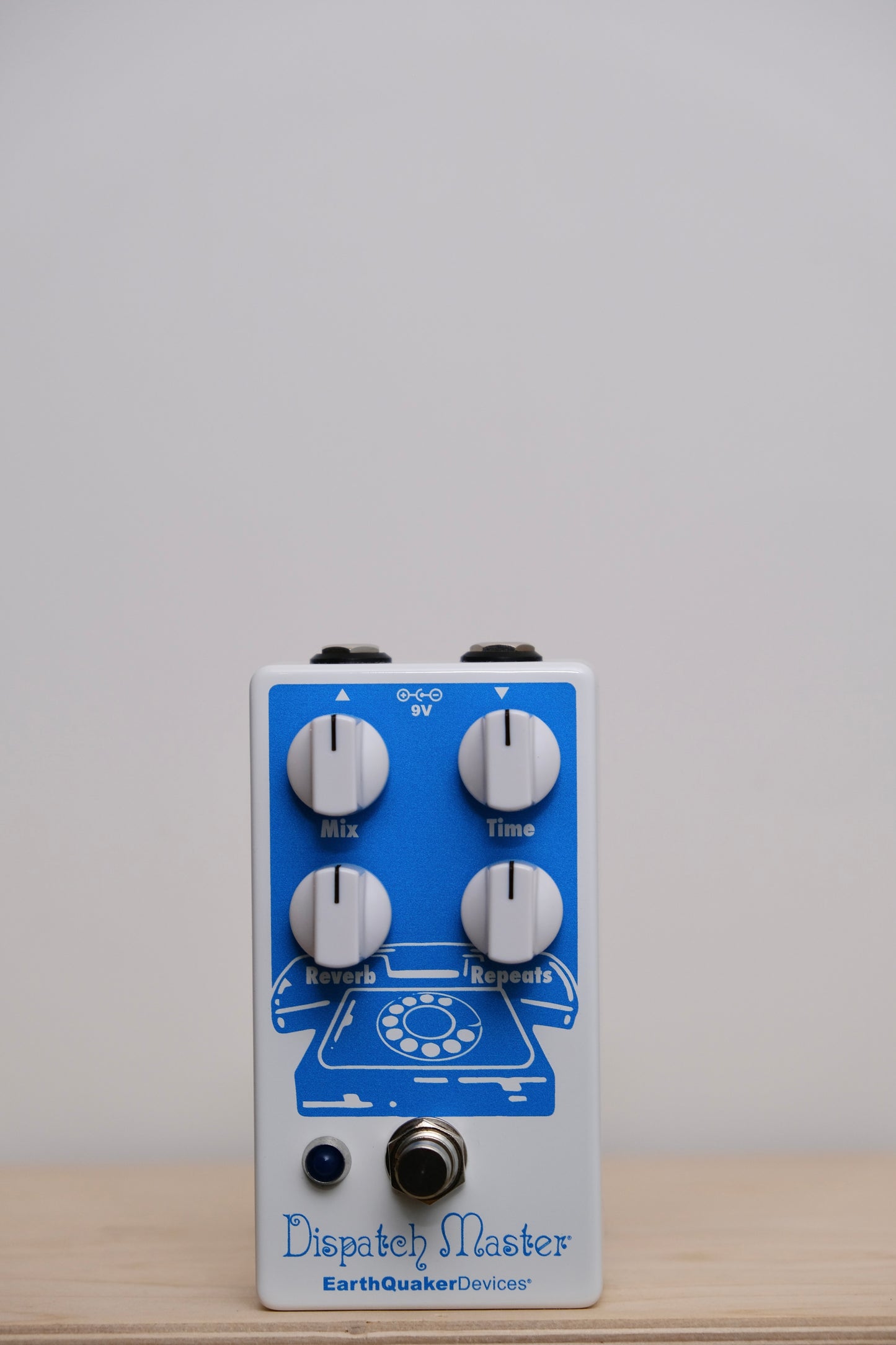 Earthquaker Devices Dispatch Master Delay & Reverb v3