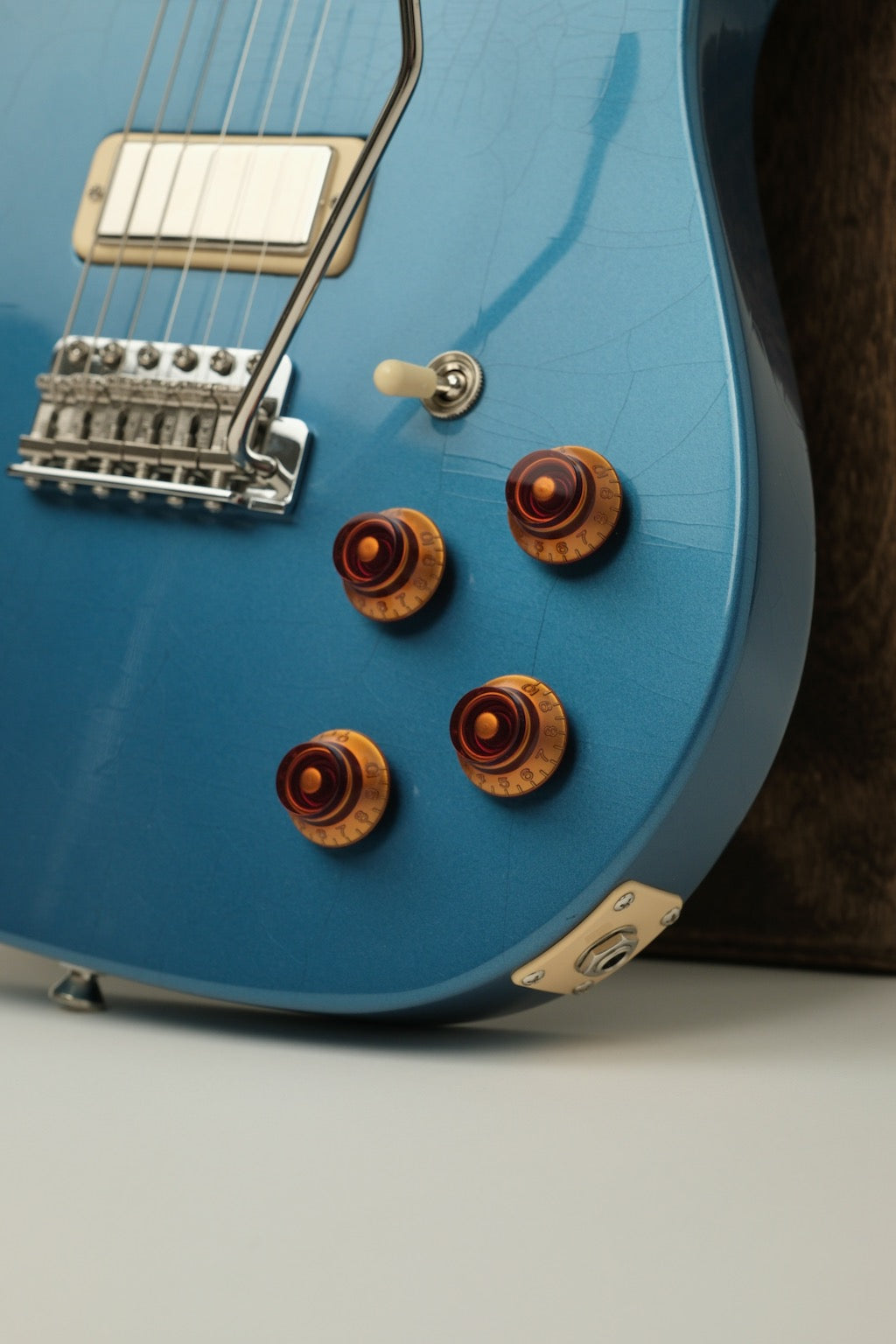Hynes Guitars T-Wolf in Stella Blue