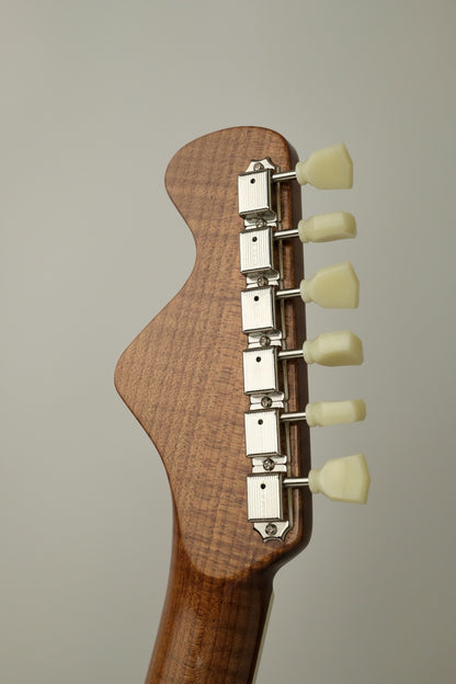 Hynes Guitars T-Wolf in Stella Blue