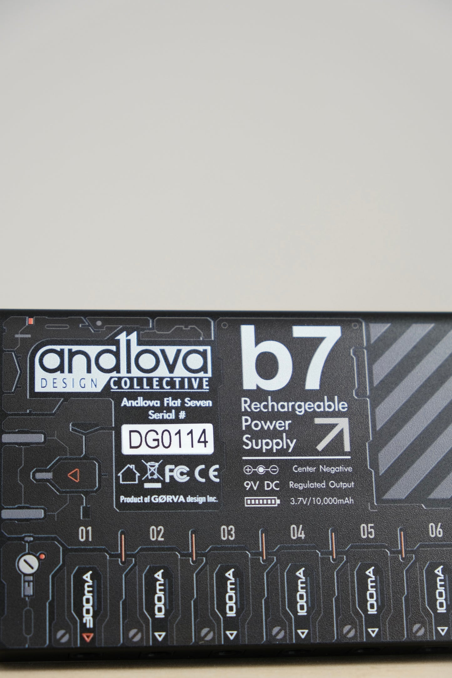 GORVA DESIGN Andlova Flat 7 Rechargeable Battery PSU