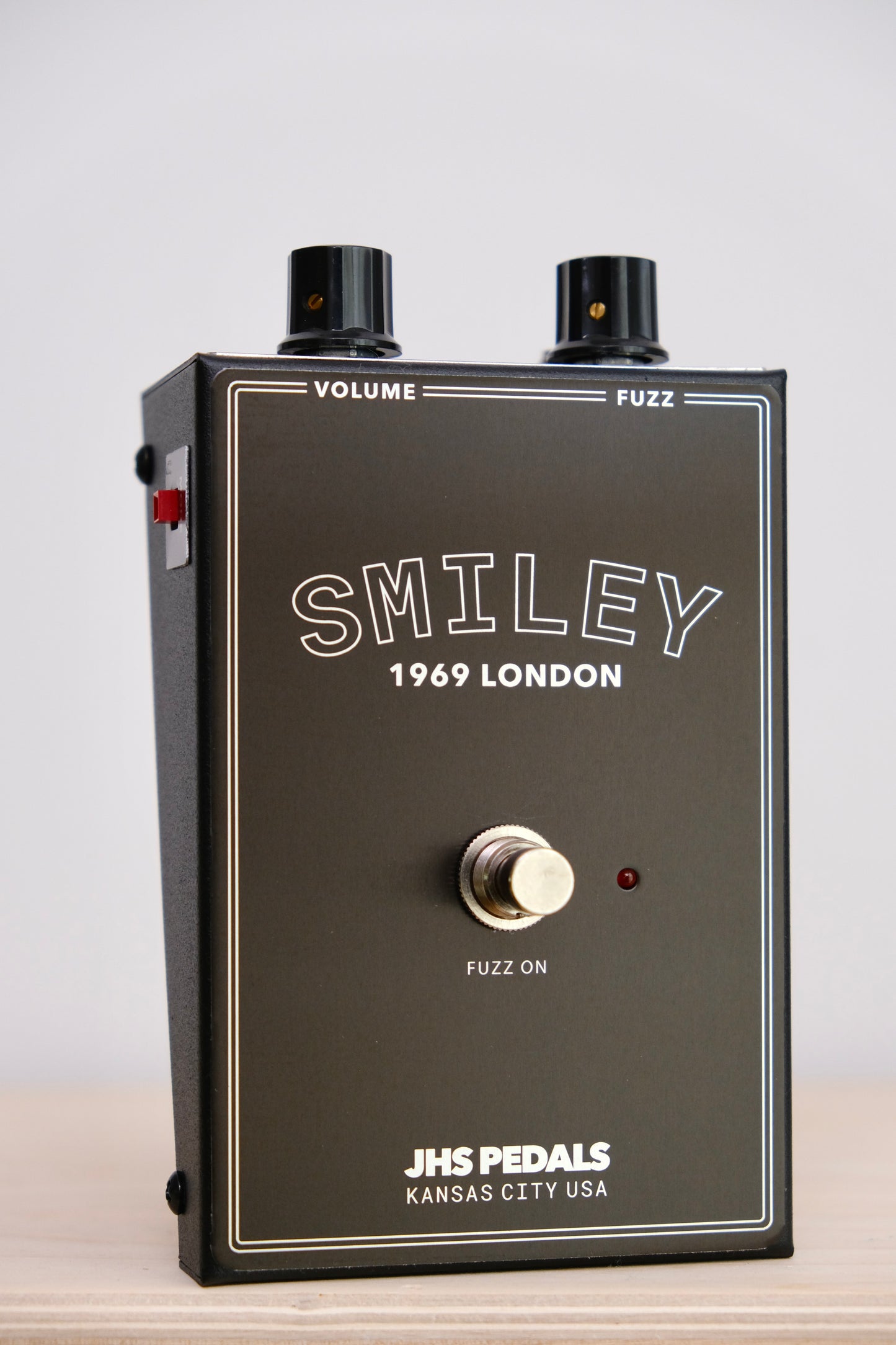 JHS Legends of Fuzz Smiley 1969 London