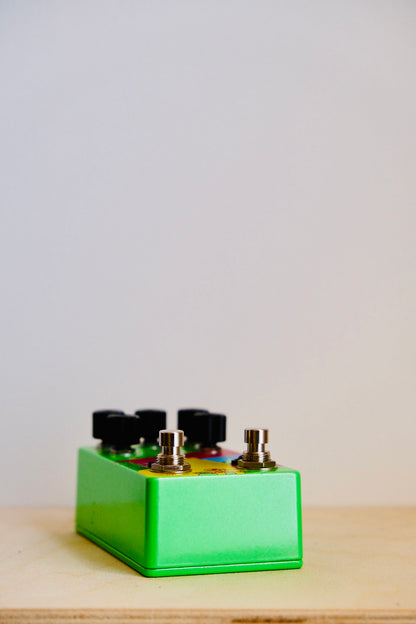 Walrus Audio Monument V2 Neon Series